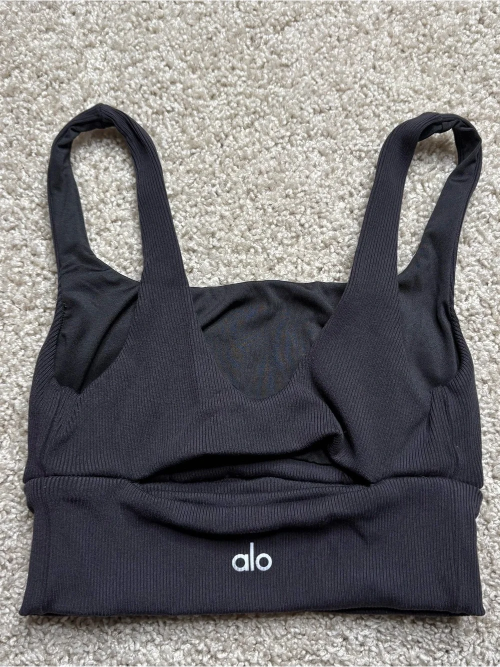 Alo Yoga Rib Cut Out Bra